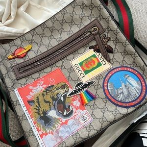Gucci messenger bag